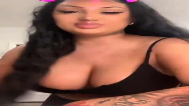 More of her here, 77 videos => https://rentry.co/hd84i5vw