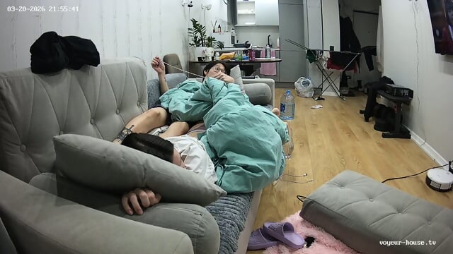 special candid perfect bare feet closeup scenes Living room camera at Xaner & Grossy reallifecam apartment at Voyeur House TV 20.03.2026 from 19 h 24 min to 23 h 02 min editat