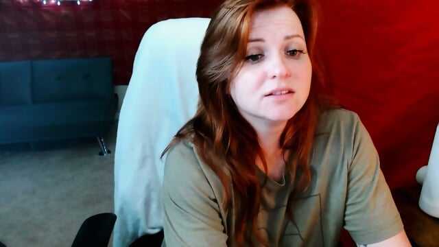 Teen stepsis moans through tears as pussy gets properly trained