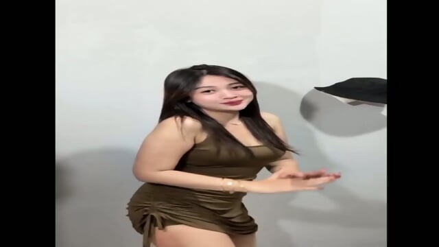 Bokep indo gangbang janda murahan di gilir 4 orang