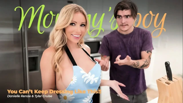 danielle renae stepmom walking half naked