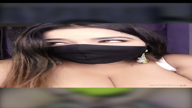Horny Indian big beautiful boobs housewife teasing 😍😱🥵🍑🔥💦🤤👅