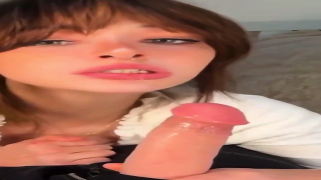 Girl Dildo Blowjob Nice In Bed