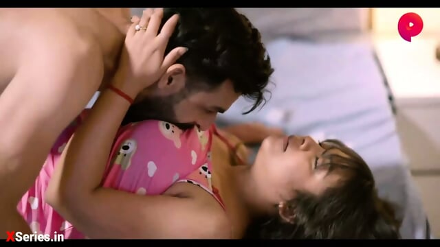 Sexy Nuru massage. Pati ke samne ki sexy biwi ki chudai. Nangi mami ko tel lagake jabardast gand mara. Ullu Indian web series., Rajshot