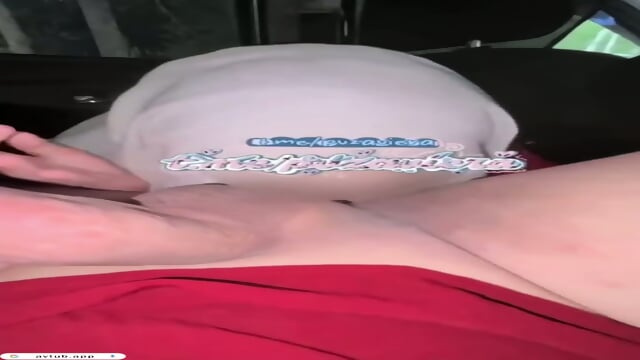 Elly sangap dildo