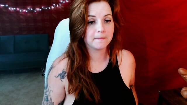 Teen stepsis moans through tears as pussy gets properly trained by BBC