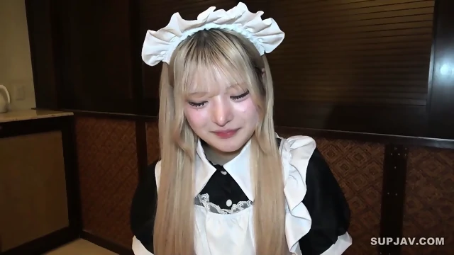 Cute Petite Japanese Maid. Nice Body