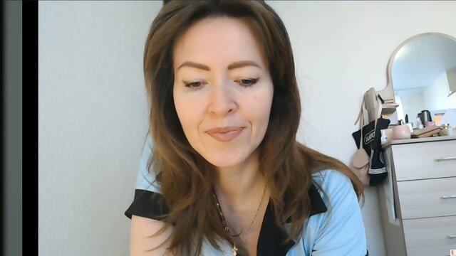 stepbrother and stepsister on cam!  Personalized joi she adapts to your pace Intimate asmr that makes you stroke.