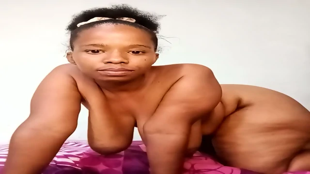 Miss-Alison Cam