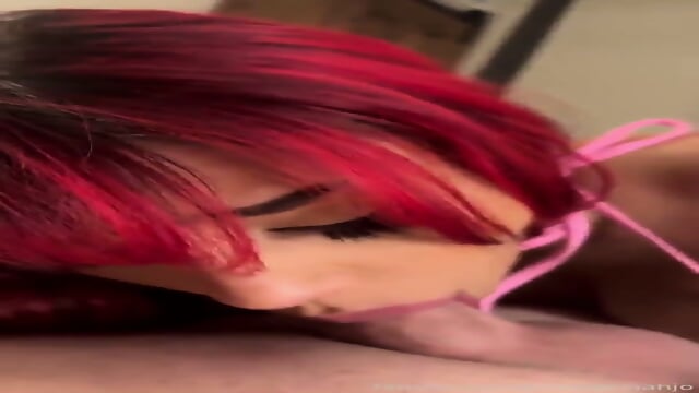 E-girl babe can suck cock