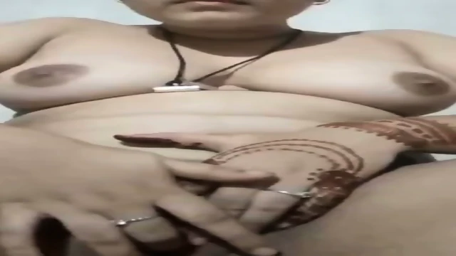 Desi wife stripping her salwar for husband on suhagraat