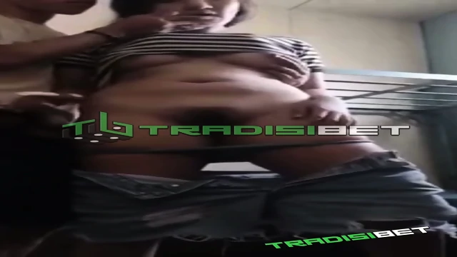 buruan ayang di masukkin