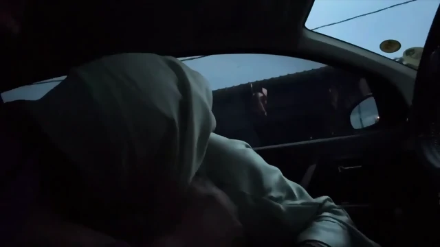 Couple Kedah Main Dalam Kereta, Park Kat Tepi Jalan Part 2