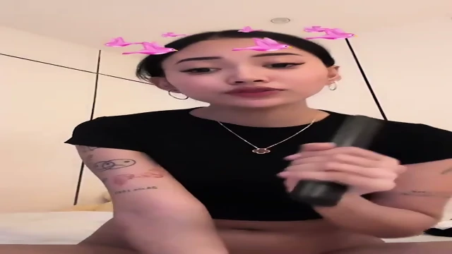 Selebgram live bar bar