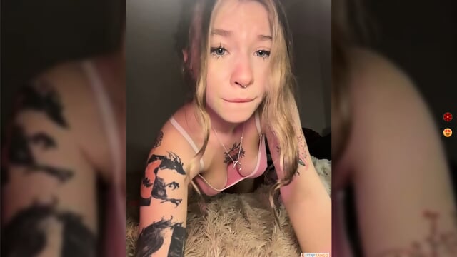 Curvy show snippet Roleplay Online Chat! She is ready when you are click to talk! Wet pussy she is masturbating live, Start free stay in control.