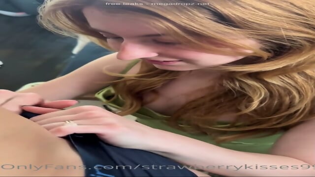 Strawberry Kisses Needs To Suck A Dick