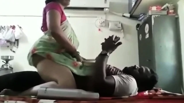 BHABHI HOT