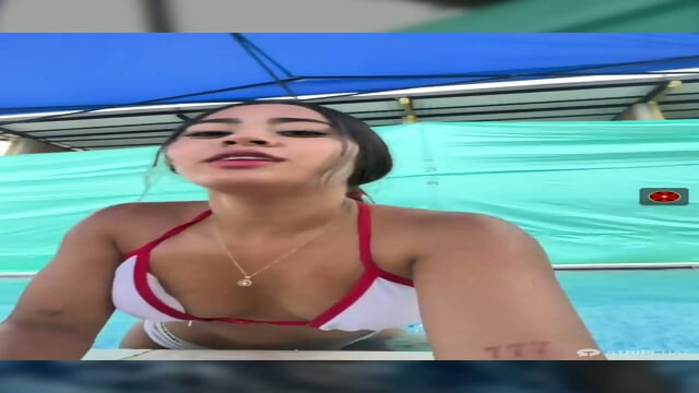 Model webcam l0lita_emi