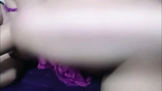 MILF Baju Dinas Ungu