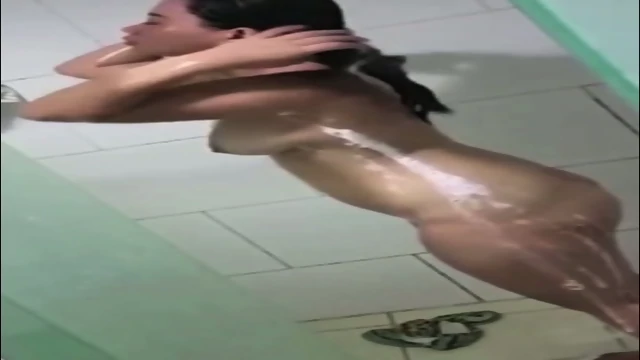 ngintip mandi,pacarku,santuy