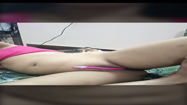 Horny Indian housewife teasing 😱🥵🍑🔥💦🤤