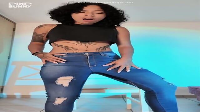 Excited I Wet My Jeans And Panties