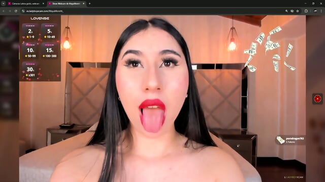 putona abriendose la panocha