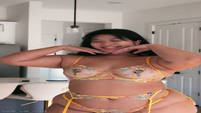BBW Chubby Asian Filipina in Lingerie