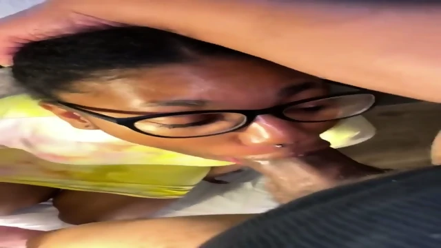 Kayla Dinero Gets Picked Up At A Gaming Convention