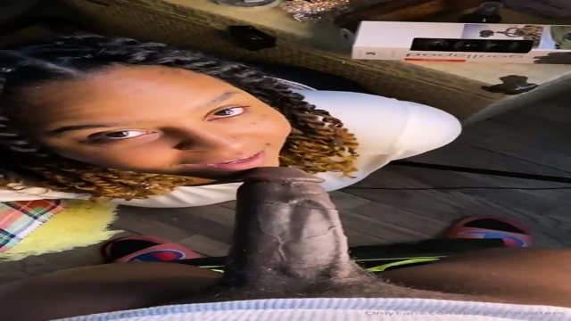 €¥¥ BUSTY EBONY SUCKING BBC