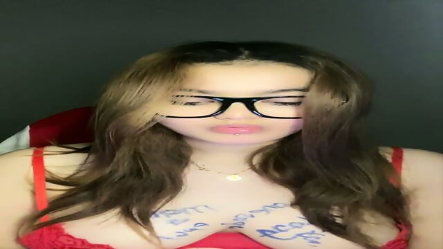 78868557 Mia Mango Live