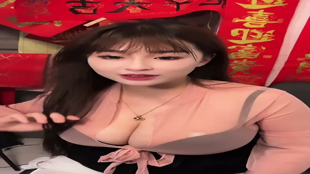 From Other Country's Girl Chatting