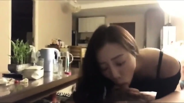 Blowjob Session By Singaporean Girlfriend 2