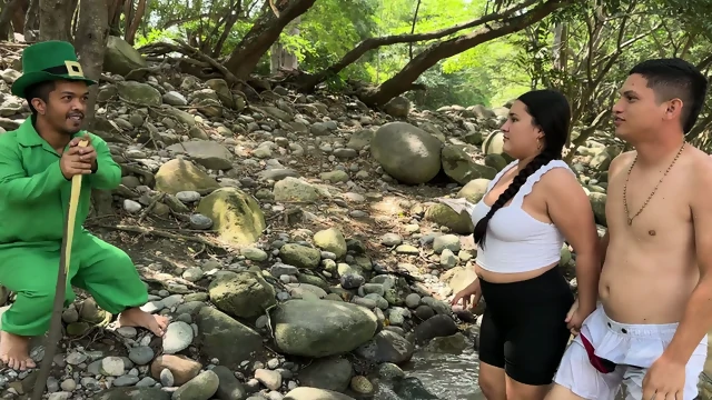 Kena Tangkap Penunggu Danau Angker