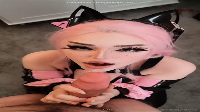 Eevee Davis Gives A Sloppy Blowjob