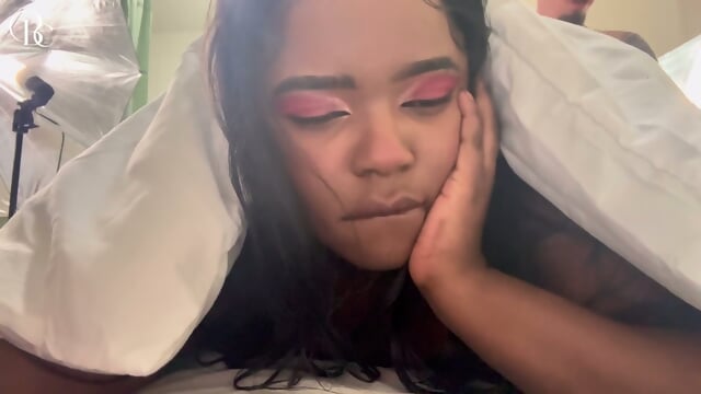 Big Ass Hooters Girl Gets a Huge Tip From  ABWC