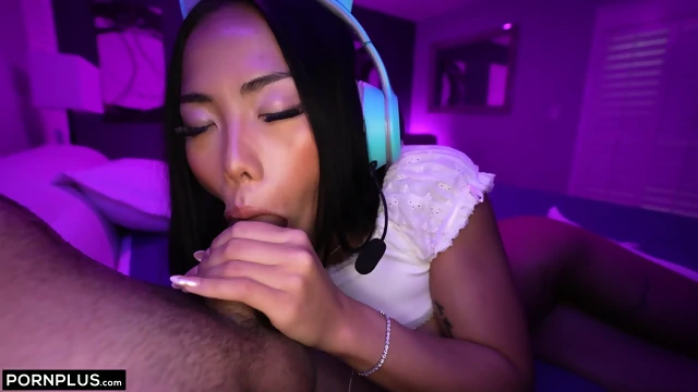 Vivienne Vo & Zeus Michaels - [1080p].mp4