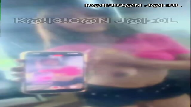 Si Ganda Ay Handang Magpakita Ng Mahiwaga