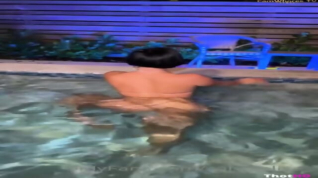 Z3hra Elise bikini thong twerk