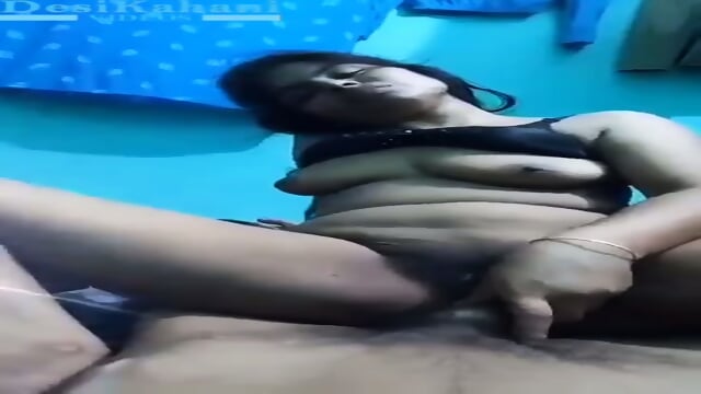 Apne BF ke lund ko chut mein leti College Girl ki Sex Video.mp4 TELEGRAM- @PREMIUMSUNX