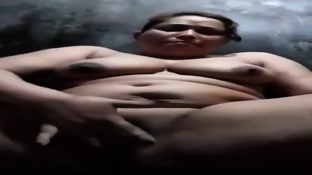 Indian woman full face pussy fingering