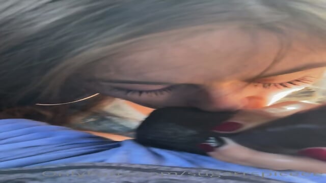 Little white girl loves sucking the bbc