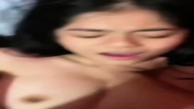 DesHI Mujhe Vo Striyaan Bahut Pasand Hain Jo Mardon Ke Hathiyaar Kee Bhukkad Hotee Hain