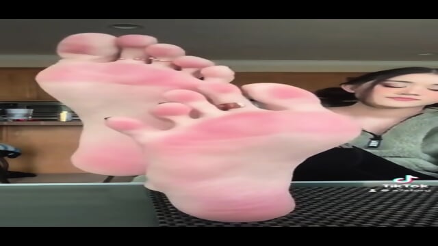 Asian feet TikTok pink soles