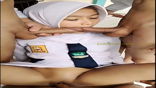 Abg smp di gangbang