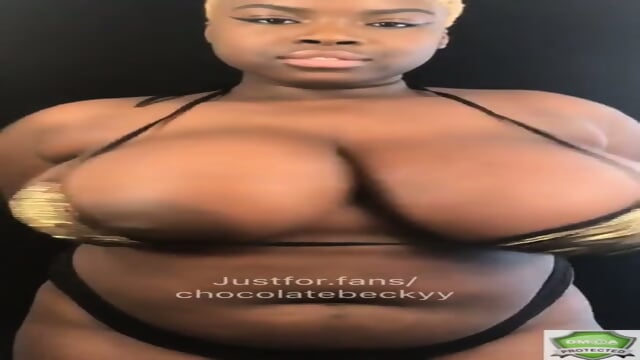 chocolatebeckkyy tits n belly