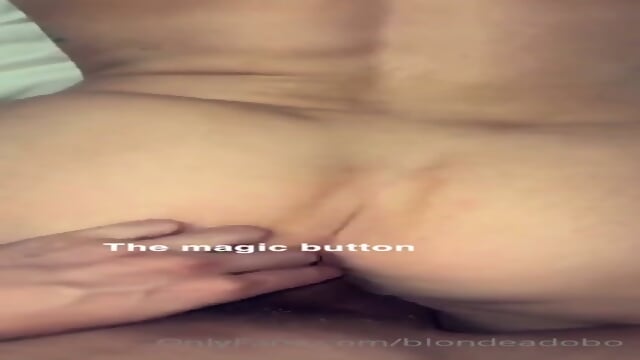 blowjob; Her mega folder link, 177 videos => https://rentry.co/gd3hfk4e