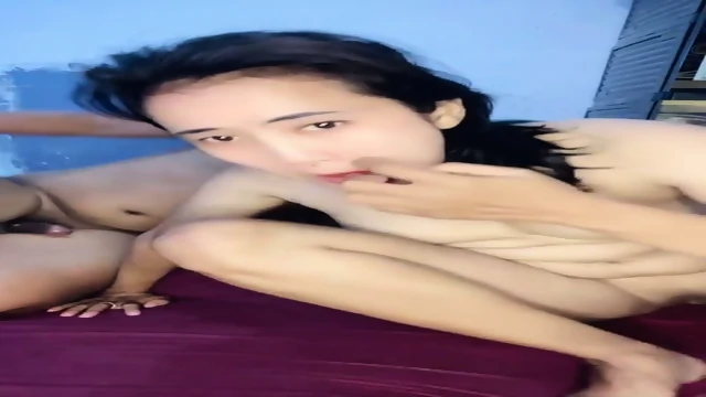 VIOANA Disodok Mulutnya Sampai Mentog Full