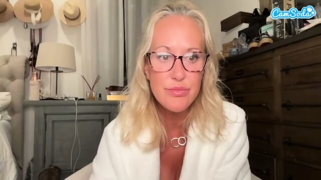 granny livestream