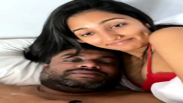 Mallu Couple Aurora Maharaj Boobs Sucking